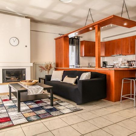 Grand Meteora Central Luxury Apartment كالامباكا المظهر الخارجي الصورة