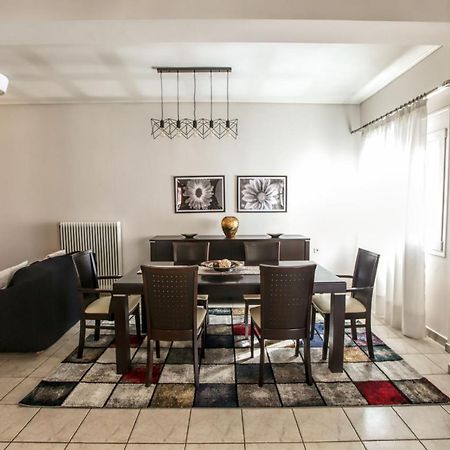 Grand Meteora Central Luxury Apartment كالامباكا المظهر الخارجي الصورة