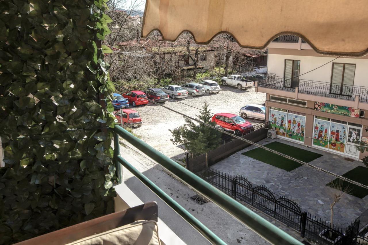 Grand Meteora Central Luxury Apartment كالامباكا المظهر الخارجي الصورة