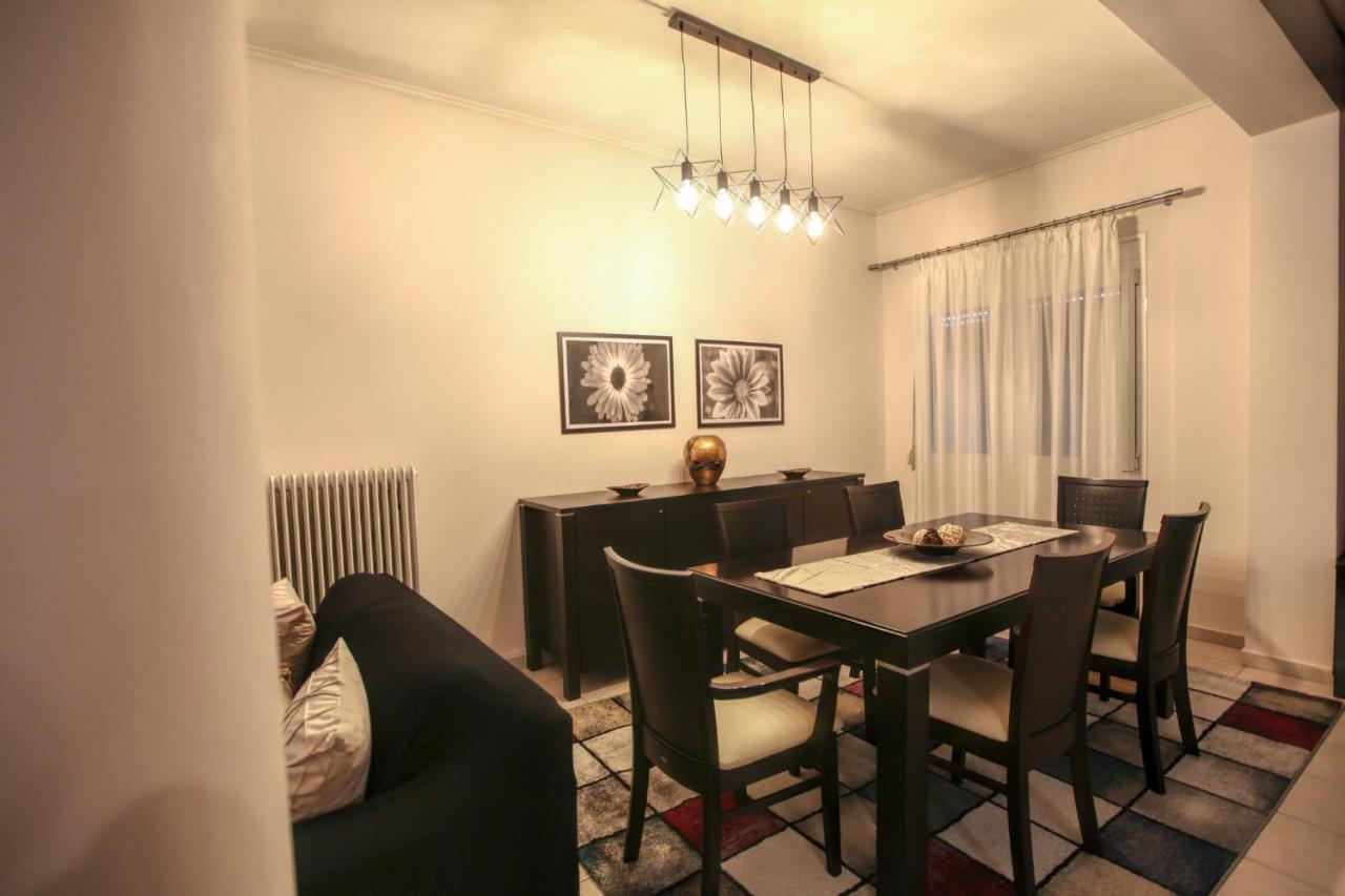 Grand Meteora Central Luxury Apartment كالامباكا المظهر الخارجي الصورة