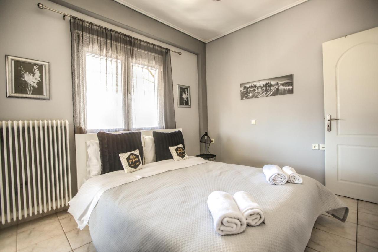 Grand Meteora Central Luxury Apartment كالامباكا المظهر الخارجي الصورة